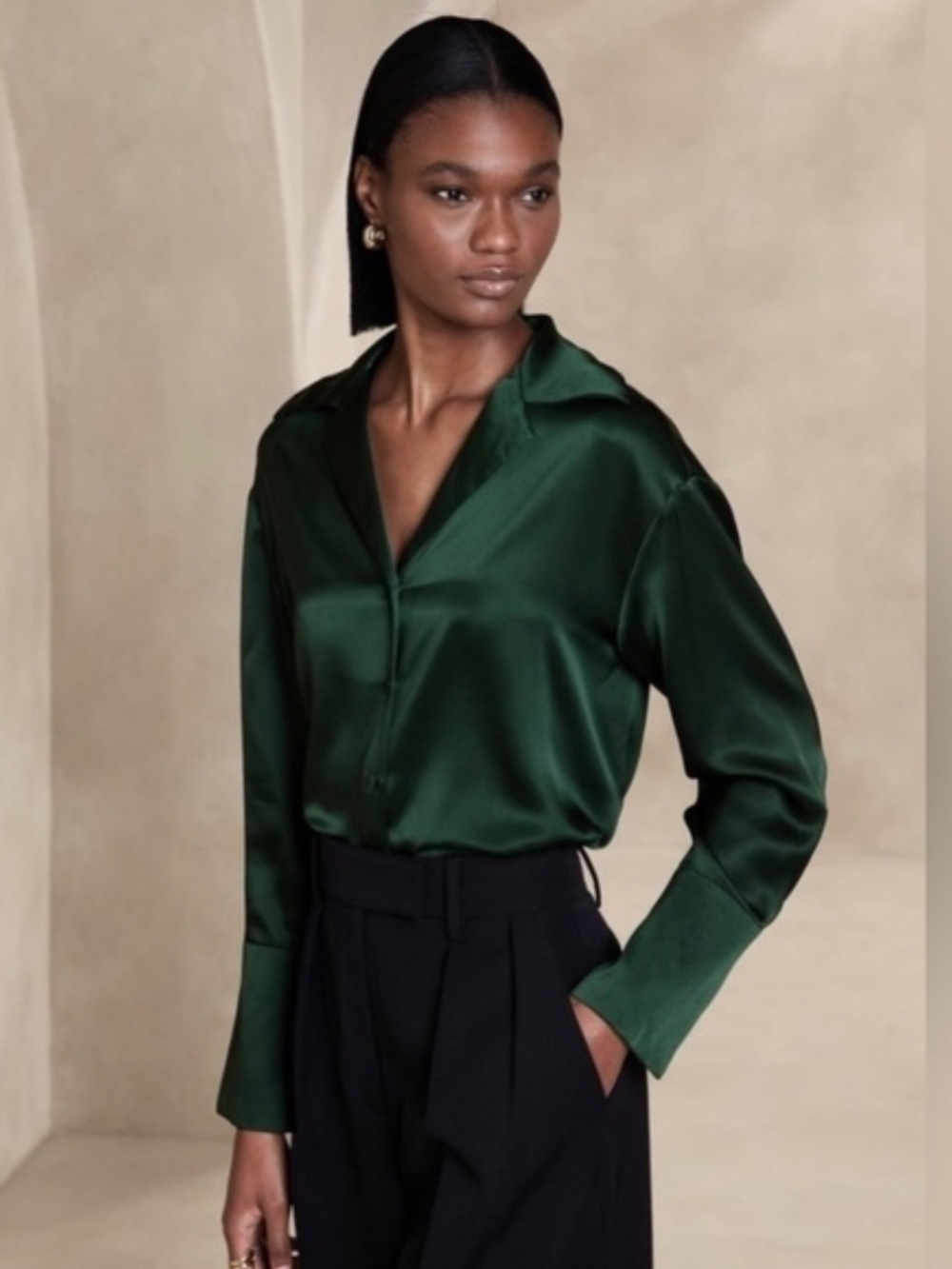 Banana Republic 100% Silk Resort Shirt Deep Green NWOT